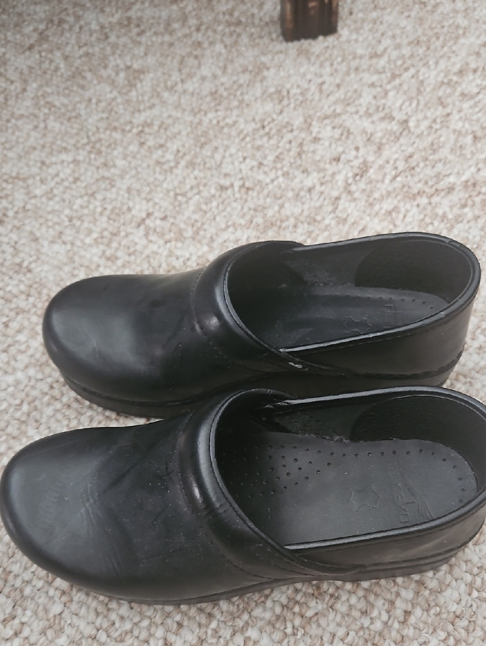 Womens  Black Slip-On Work Clogs